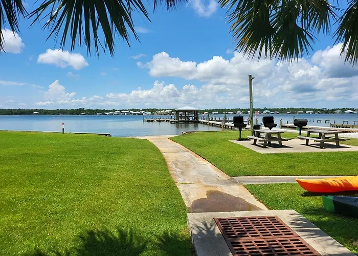 Apartment Surf And Racquet Club 211a King Bd Boat Launch Trailer Parking *