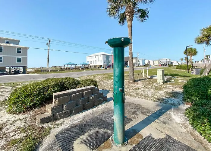Apartment Surf And Racquet Club 211a King Bd Boat Launch Trailer Parking *