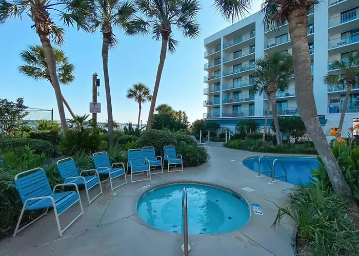 Surf And Racquet Club 211a King Bd Boat Launch Trailer Parking *